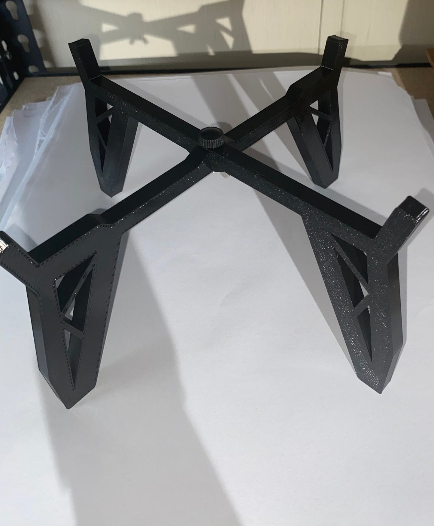 1 Gallon Poultry Feed/Water Stands