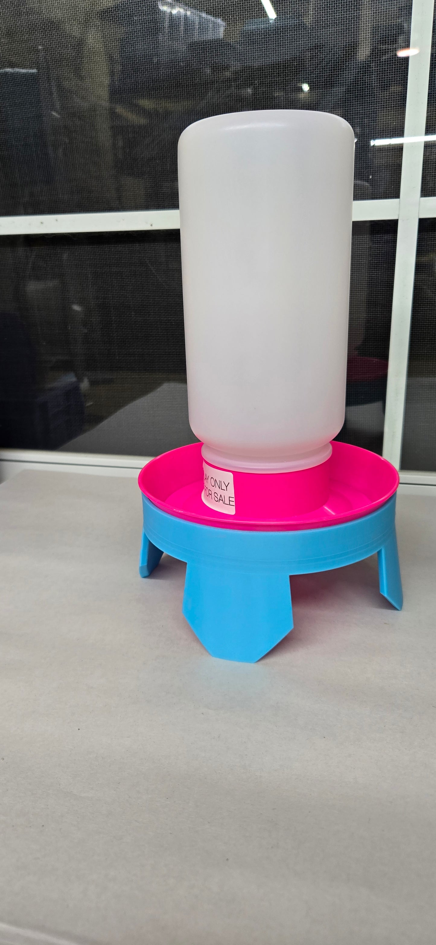 QT Waterer and feeder Stand