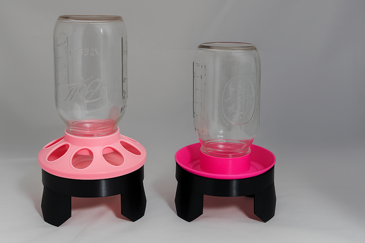 QT Waterer and feeder Stand